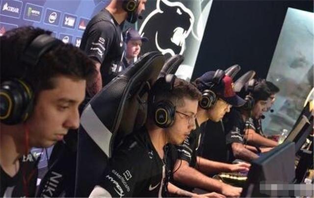 利物浦以2 利物浦以2