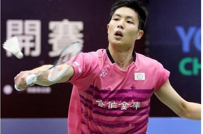 奠定坚实基 奠定坚实基