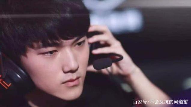 受限于场边